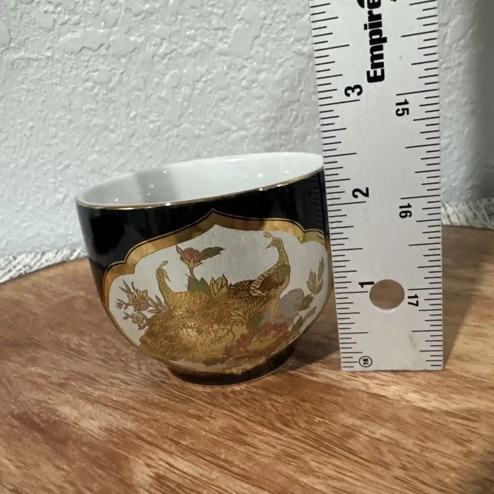 VTG Oriental Japanese Black & Gold Floral Peacock Design Porcelain Tea Cup
